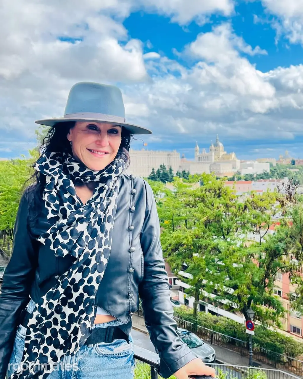 Profile photo 11 of 16