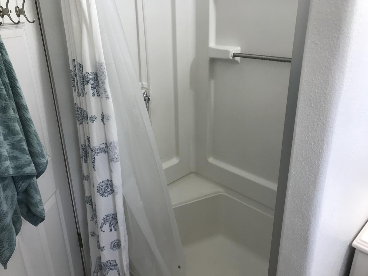 Profile photo 7 of 11