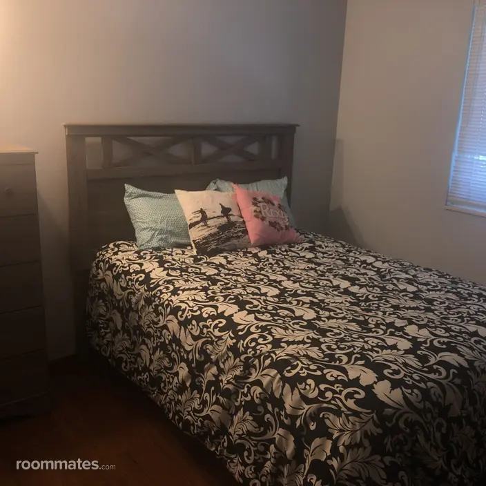 Room for rent in Colorado Springs, CO $625, house