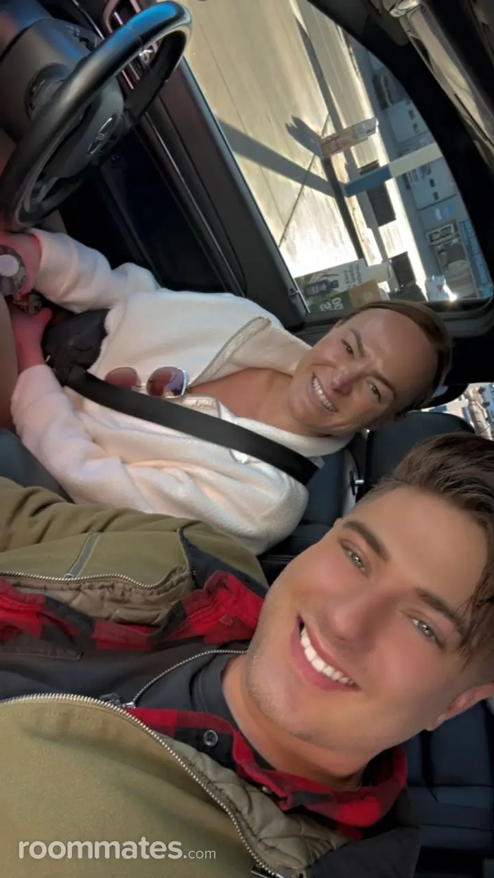 Profile photo 1 of 1