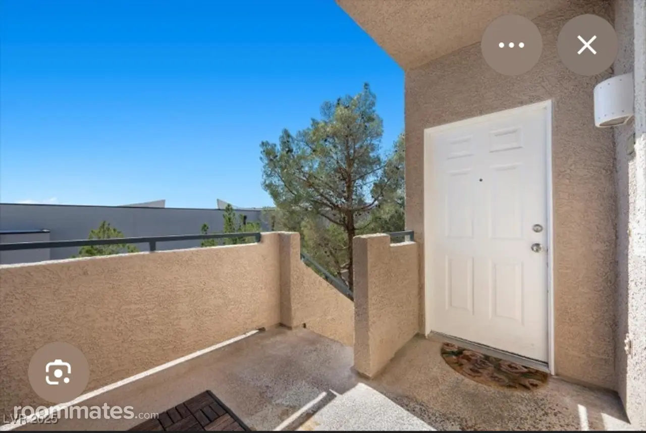 Profile photo 9 of 21