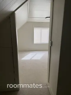 Room for rent in Tacoma WA $1200, house