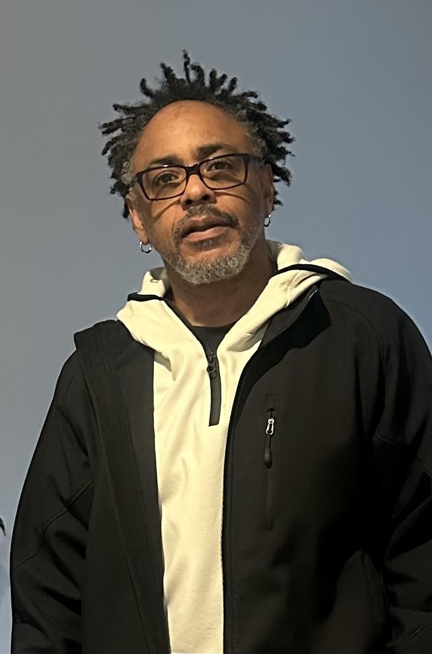 Profile photo 1 of 4