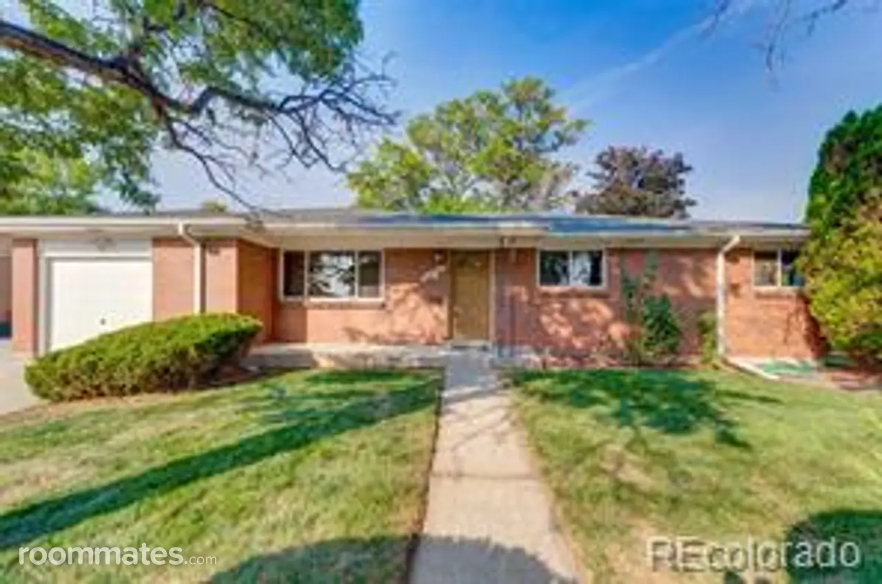 Profile photo 1 of 7