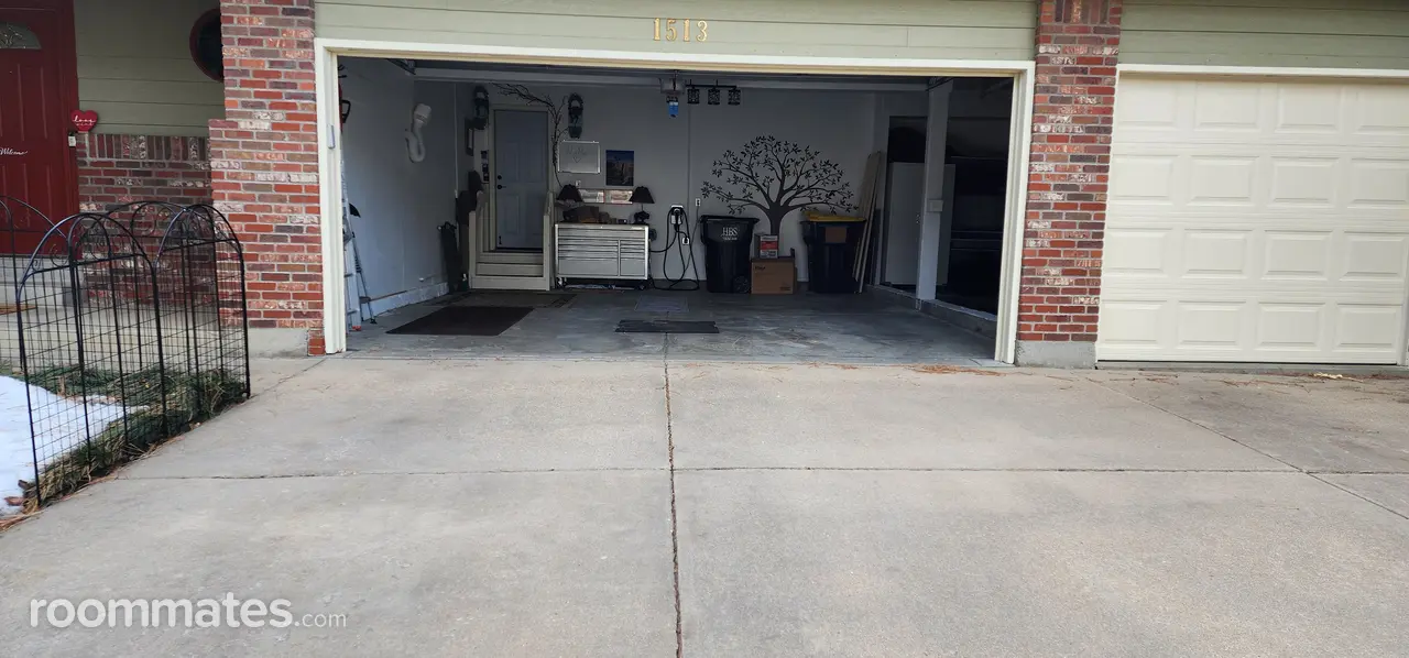 Profile photo 3 of 11