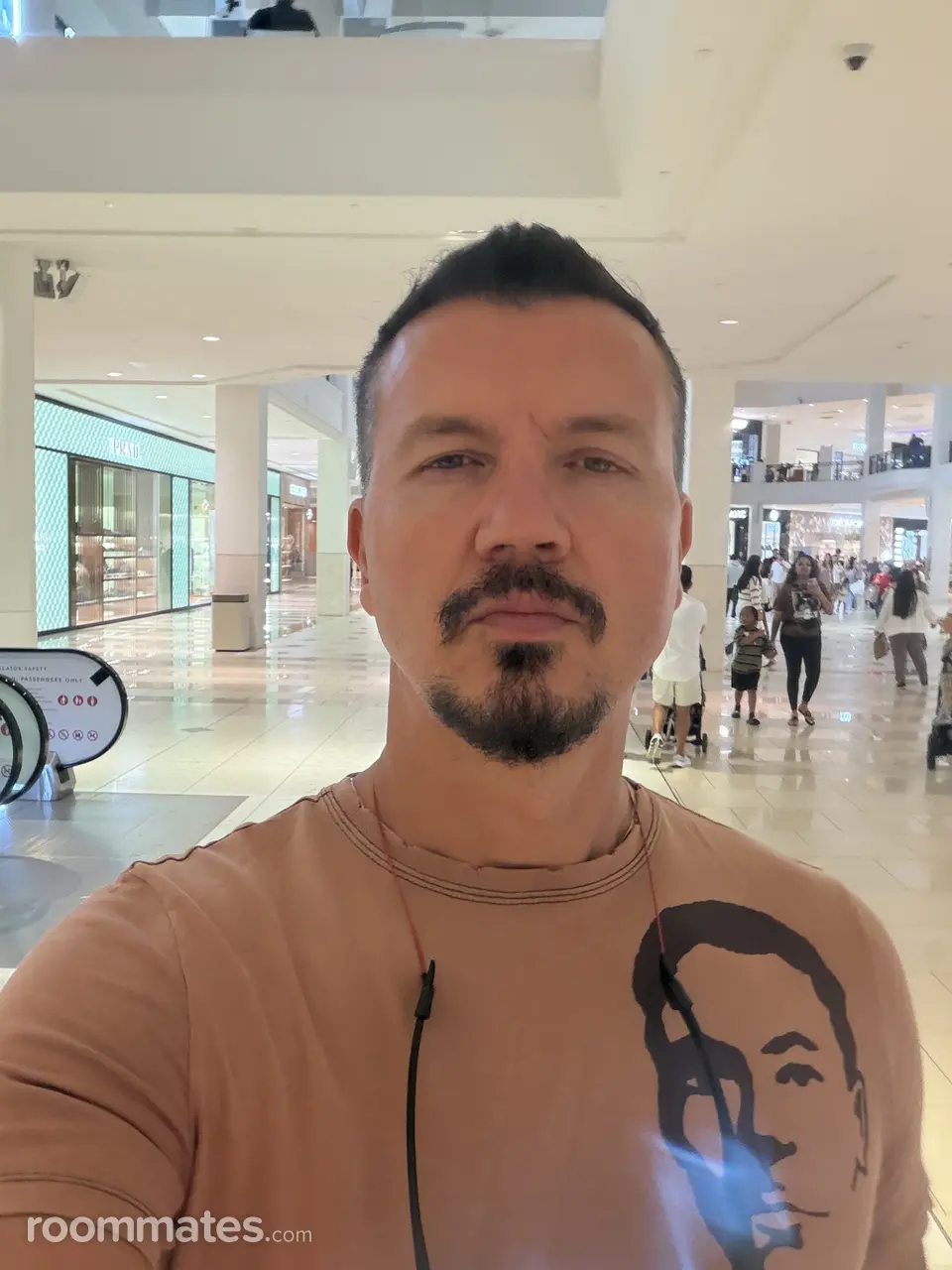 Profile photo 7 of 7