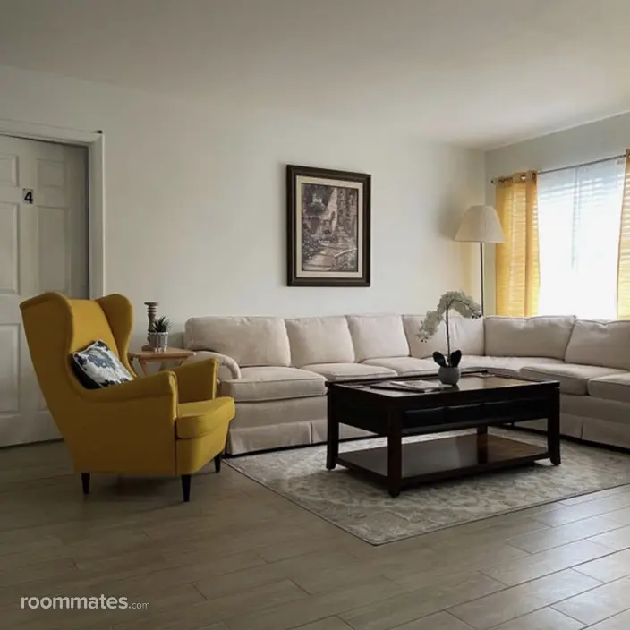 Room for rent in St. Petersburg, FL $850, house