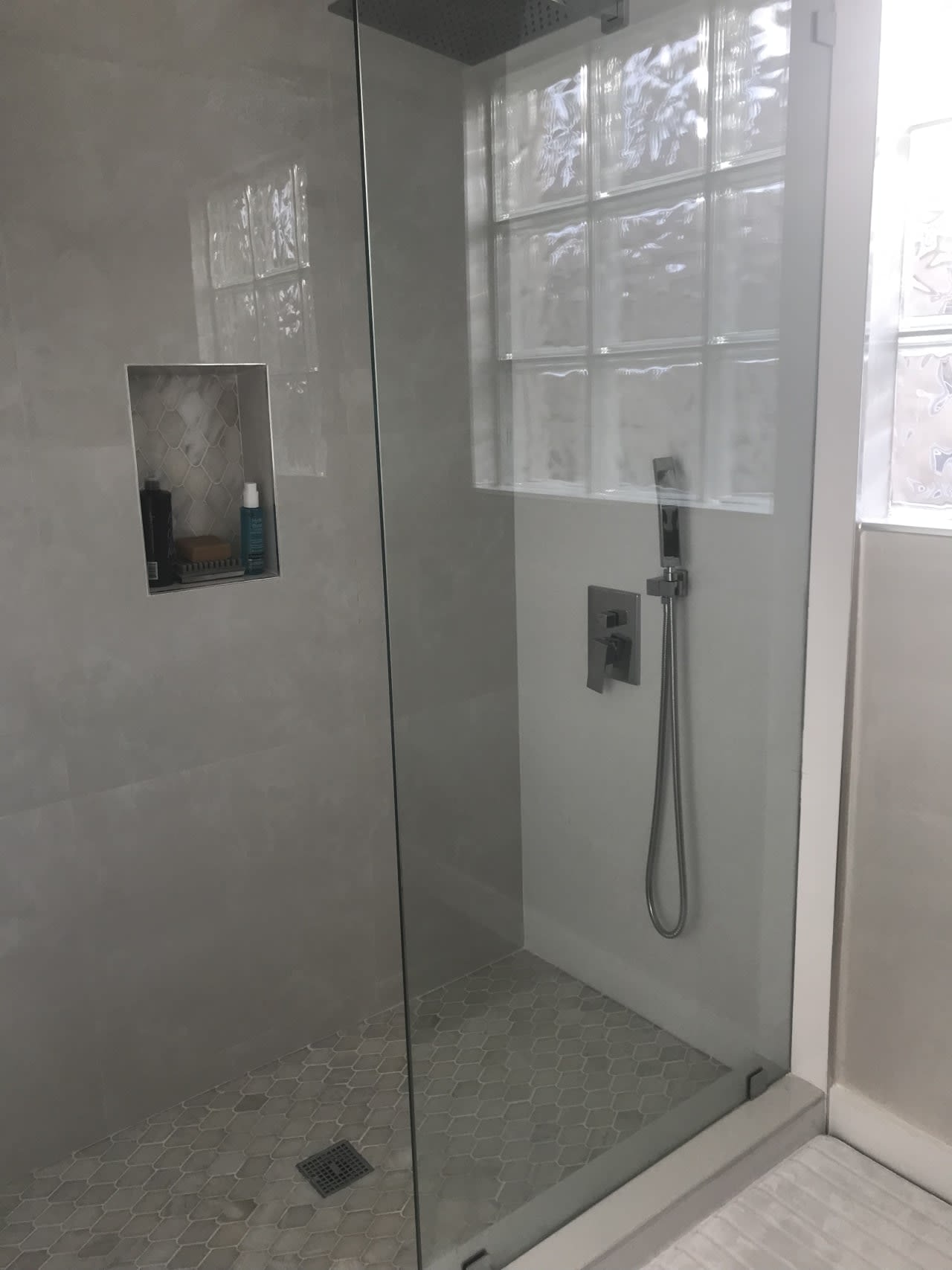 Profile photo 5 of 11