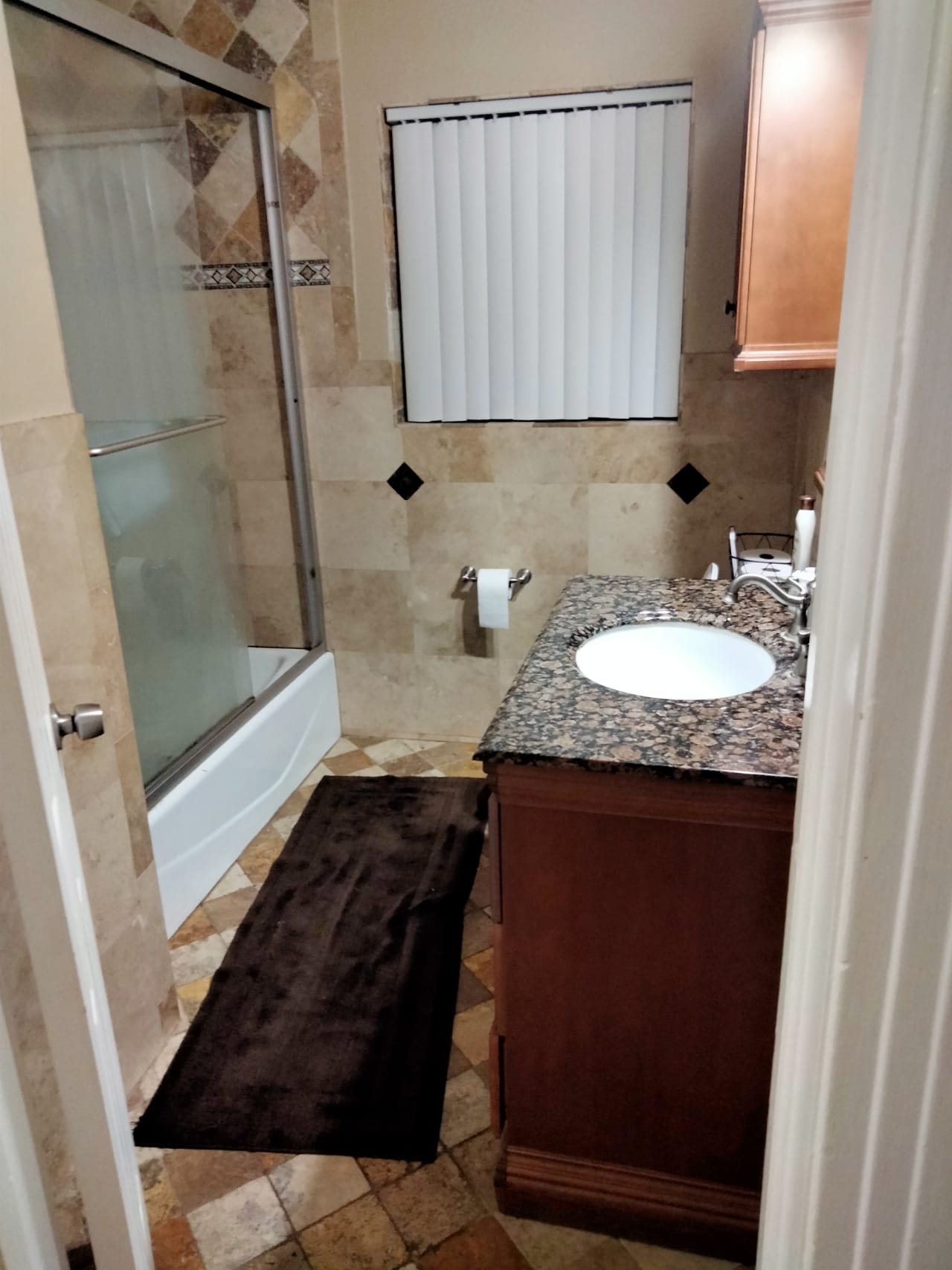 Profile photo 7 of 15