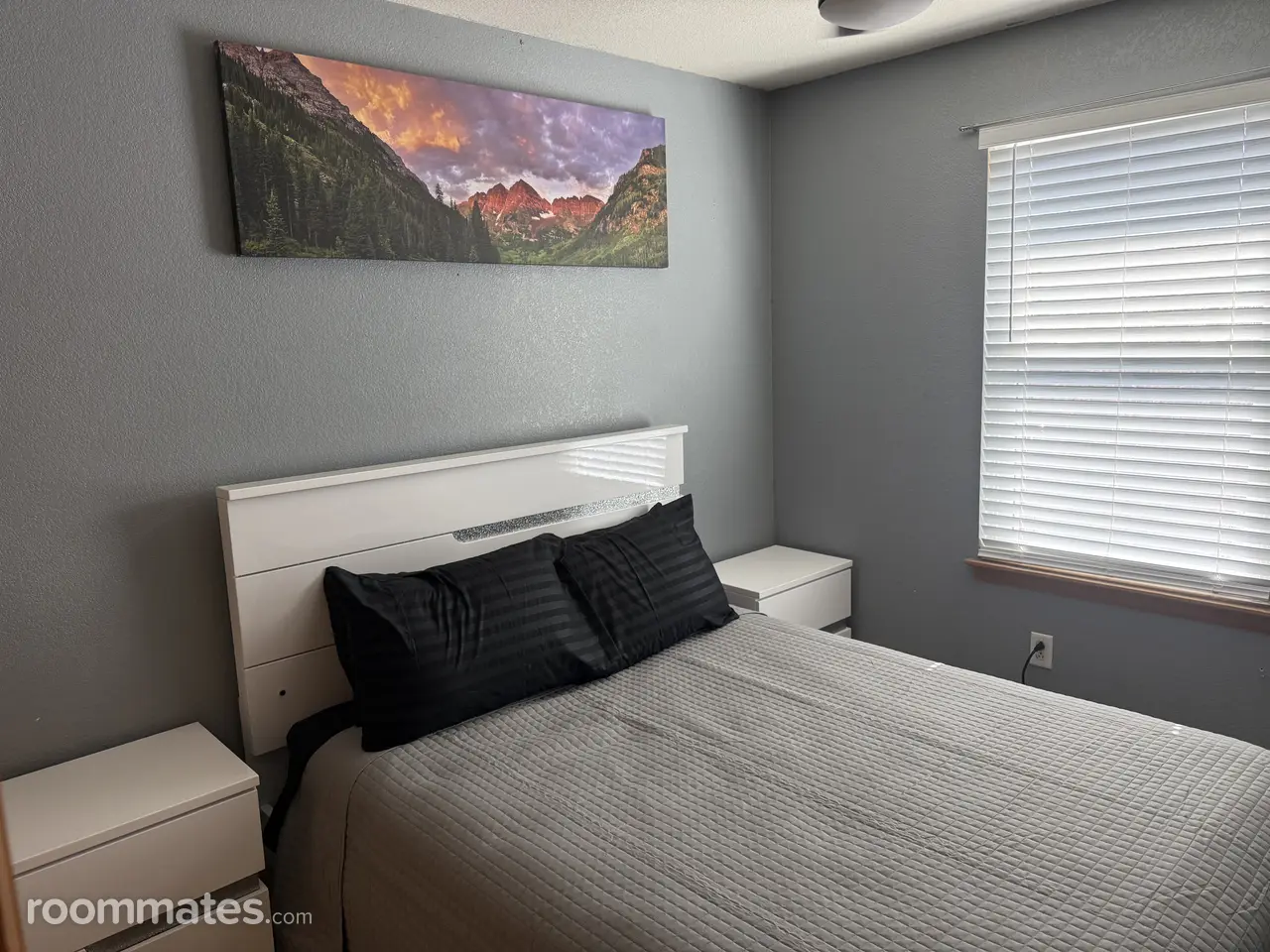 Profile photo 1 of 15