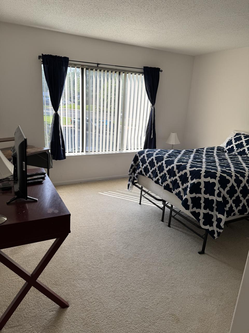 Profile photo 1 of 4