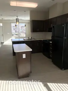 Room for rent in Raleigh, NC $750, townhouse