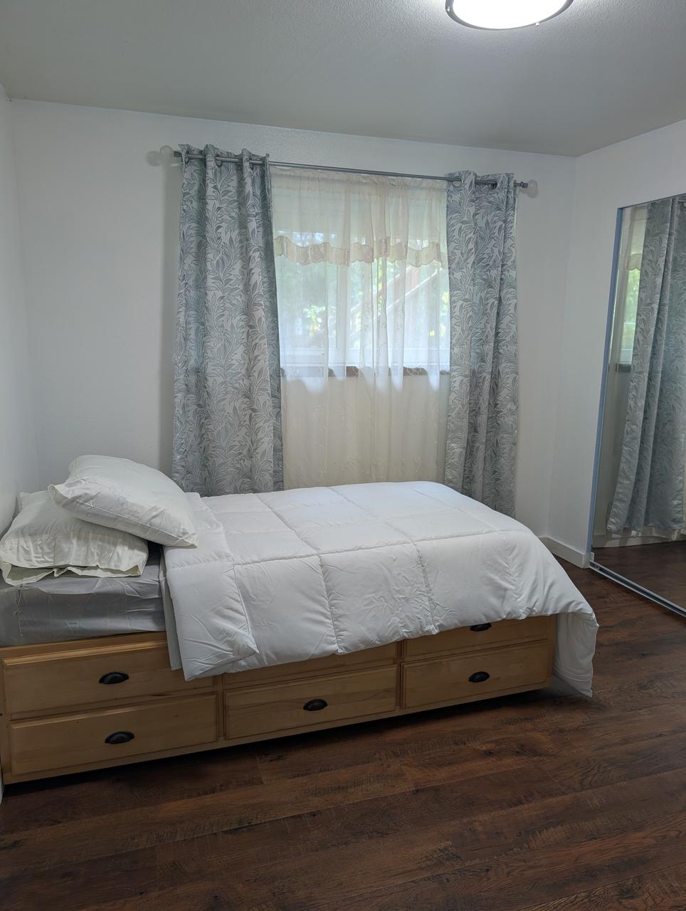 Profile photo 4 of 9