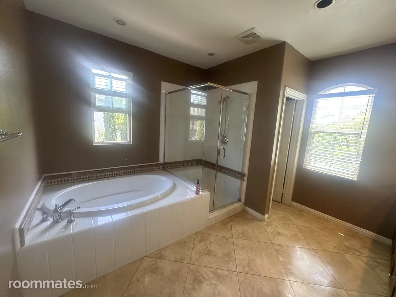 Profile photo 6 of 9