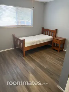 Room for rent in Stockton CA $750, house