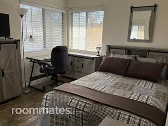 Room for rent in Henderson, NV $900, house