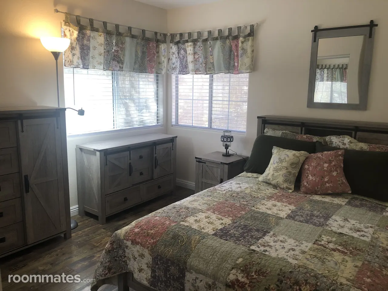 Profile photo 2 of 19