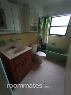 Room for rent in Jacksonville, FL $550, house