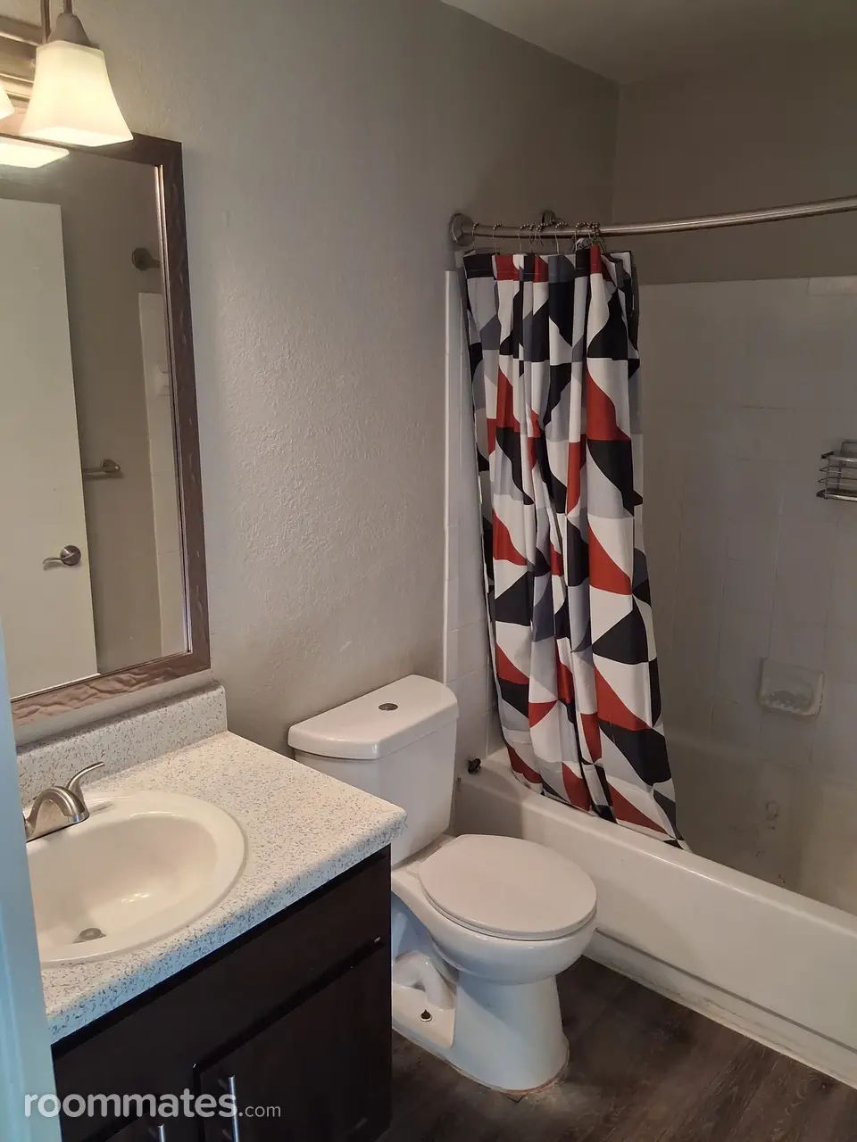 Profile photo 5 of 8