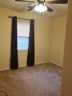 Room for rent in Woodbridge, VA $700, townhouse