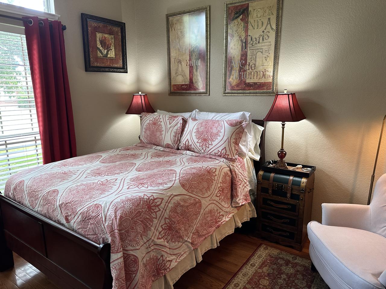 Profile photo 2 of 10