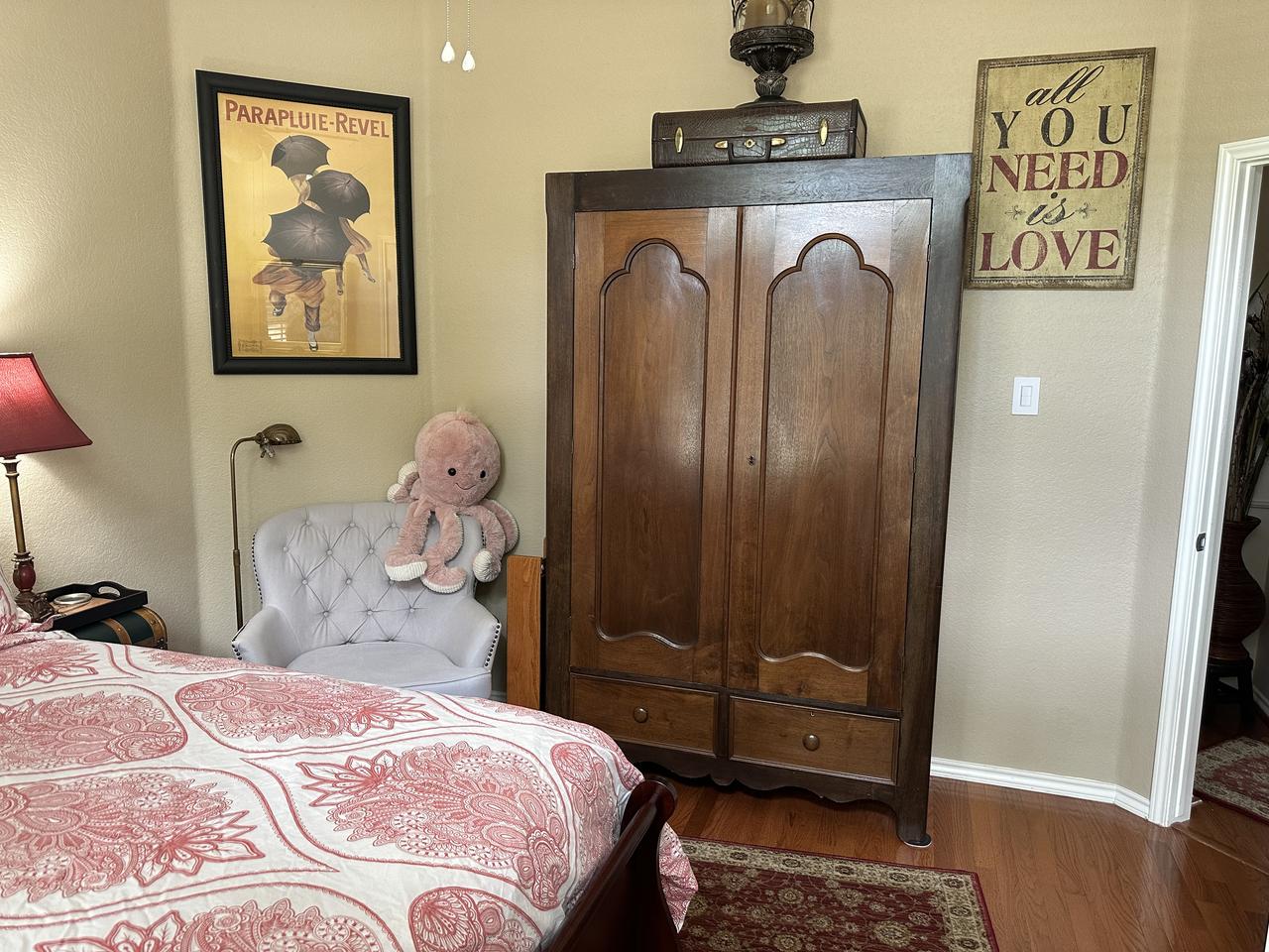 Profile photo 6 of 10