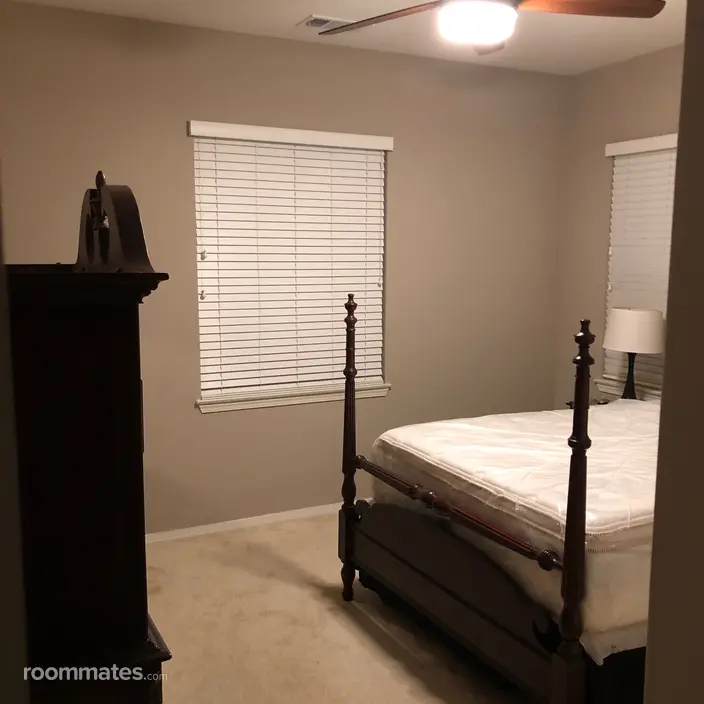Room for rent in Menifee, CA $1000, house