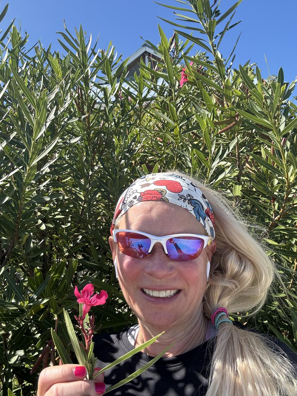 Profile photo 6 of 6