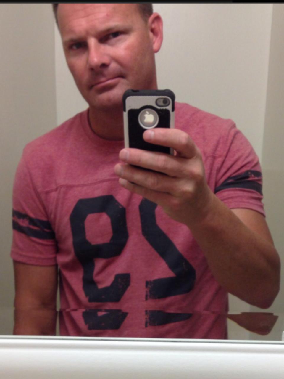 Profile photo 2 of 4