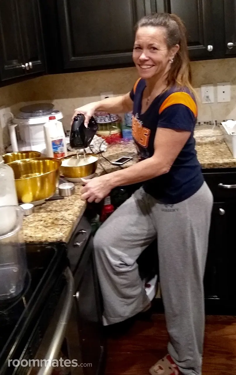 Profile photo 8 of 10