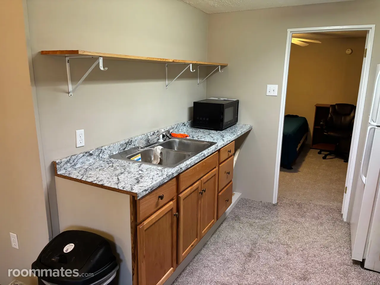 Profile photo 6 of 14