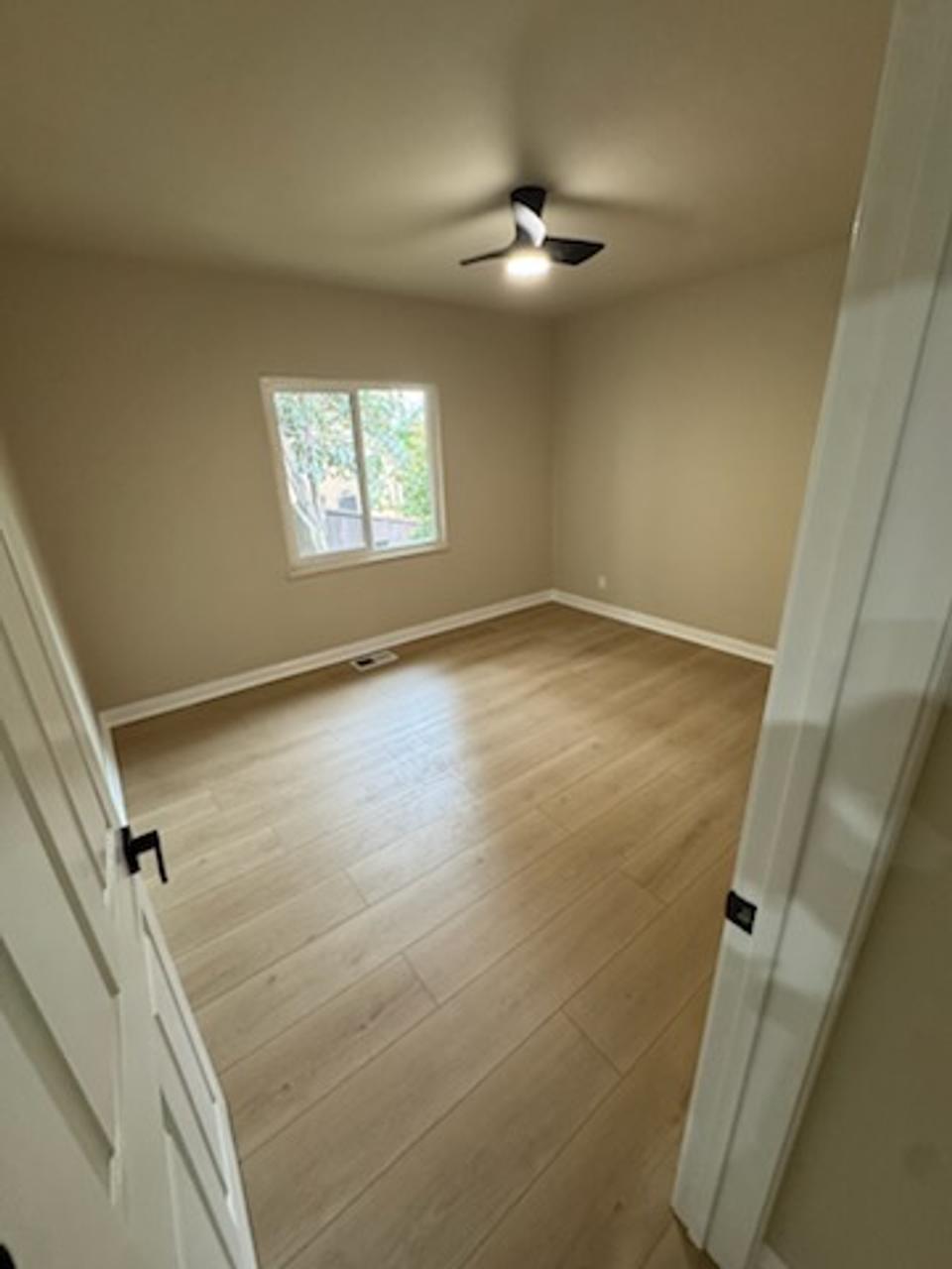 Profile photo 2 of 11