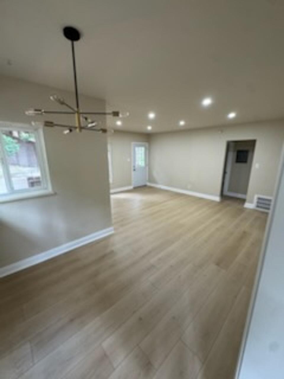 Profile photo 9 of 11