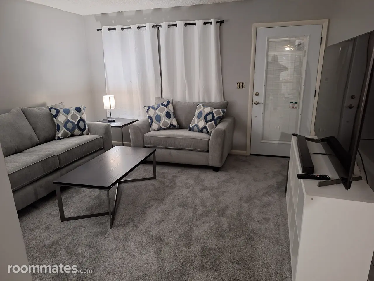 Profile photo 5 of 14