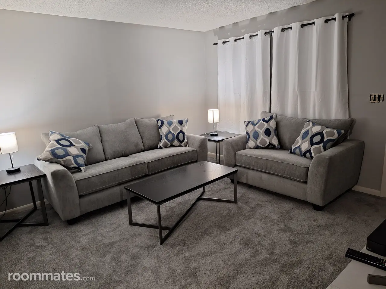 Profile photo 4 of 14