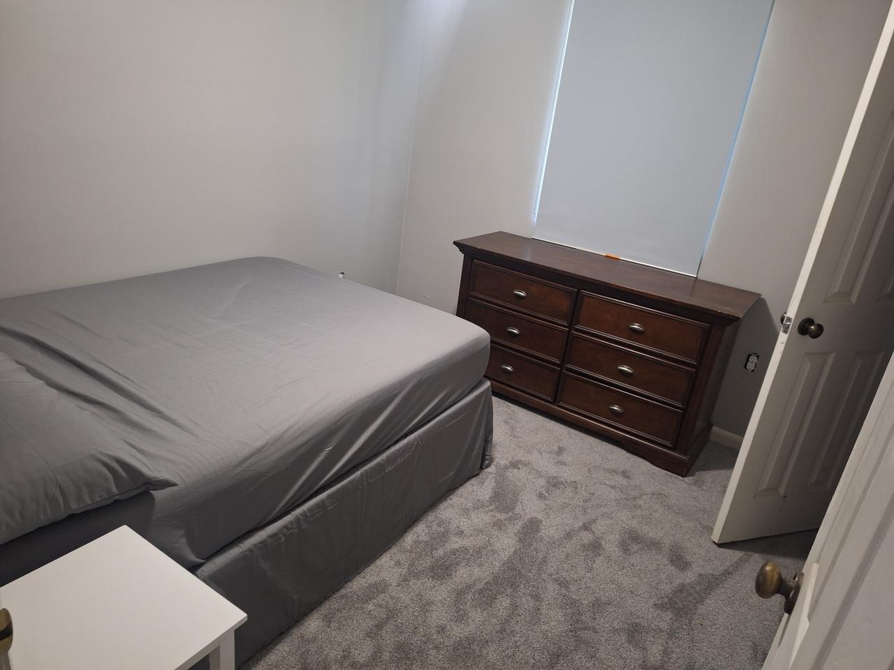 Profile photo 10 of 14