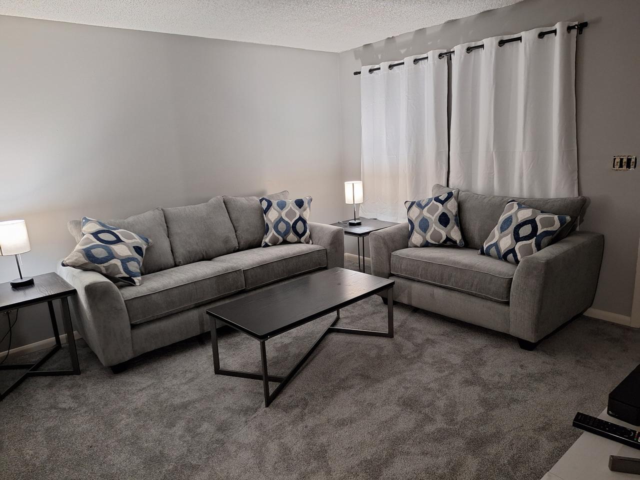 Profile photo 9 of 14