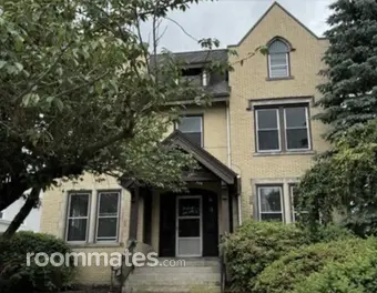 Room for rent in Shelton CT $800, house
