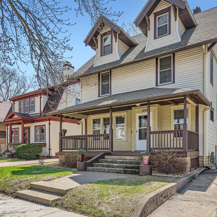 Room for rent in Saint Paul, MN $675, house