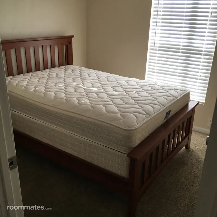 Room for rent in Santa Ana, CA $850, other