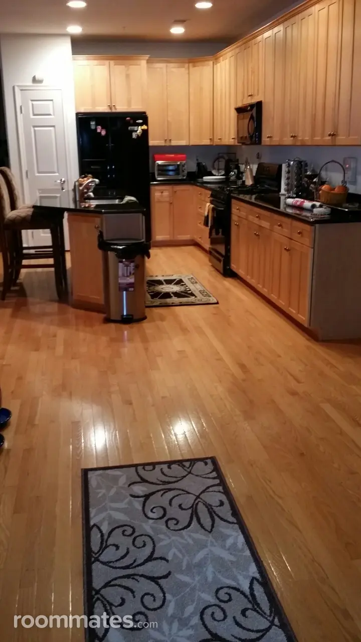 Profile photo 7 of 8