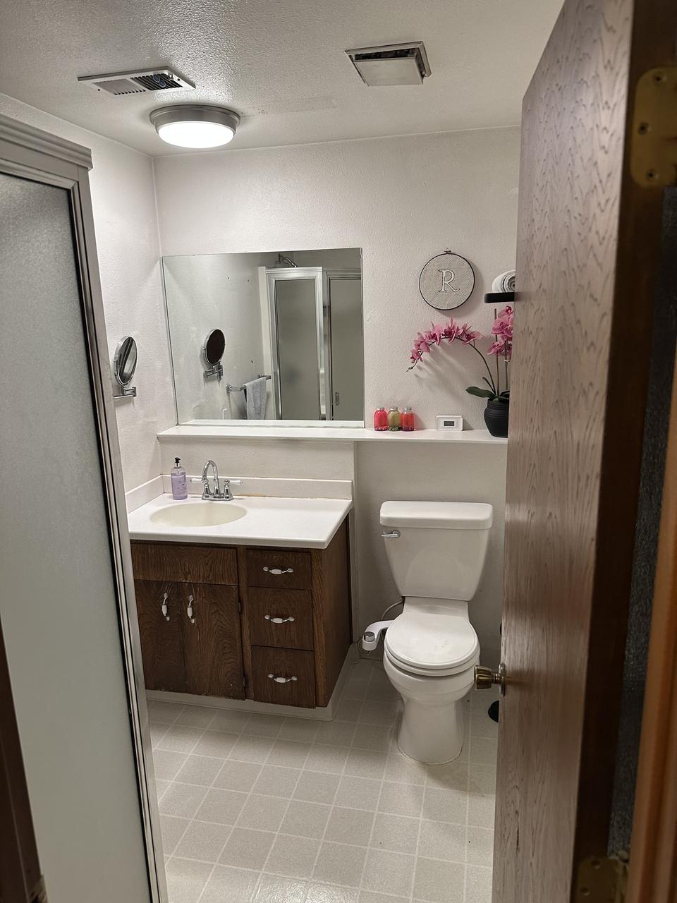 Profile photo 5 of 6