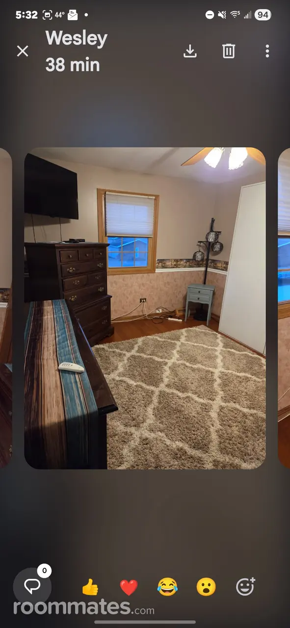 Profile photo 9 of 12