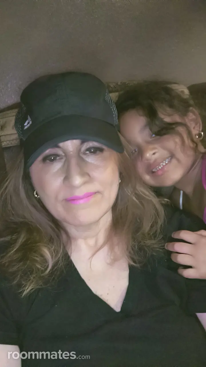 Profile photo 9 of 11