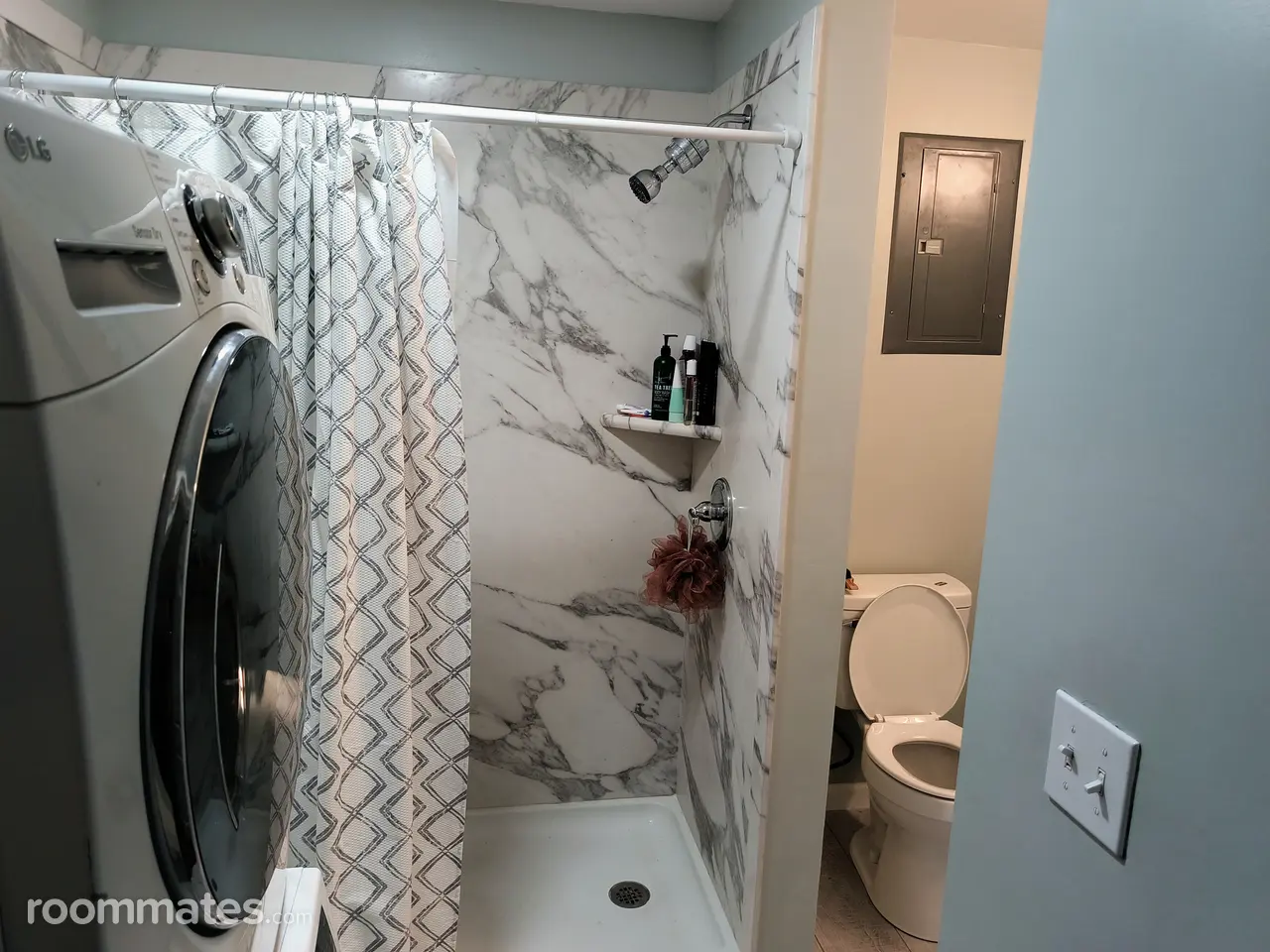 Profile photo 6 of 10