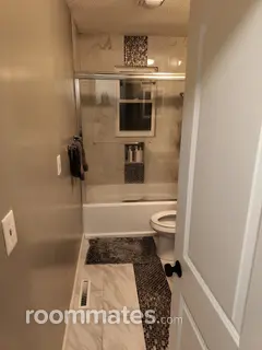 Room for rent in Grandview, MO $450, house