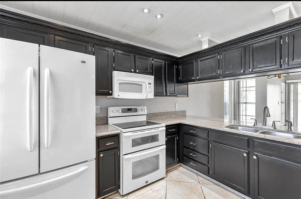 Profile photo 4 of 18