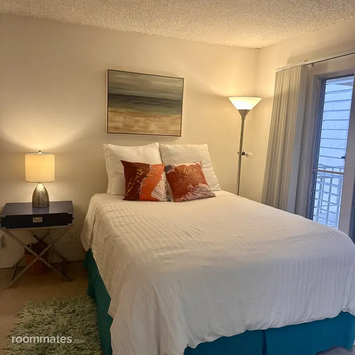 Room for rent in Santa Monica CA $2250, apartment