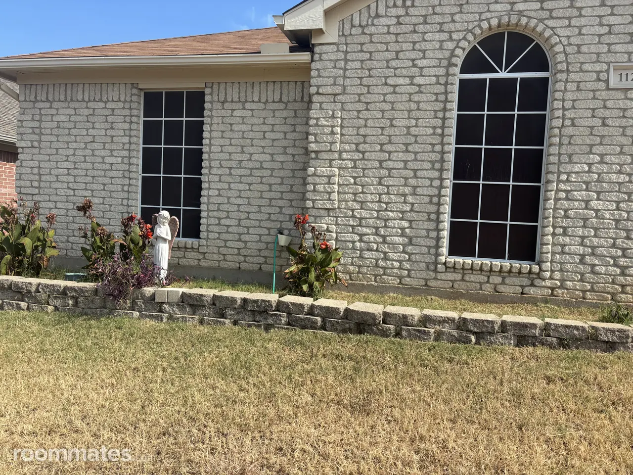 Profile photo 1 of 3