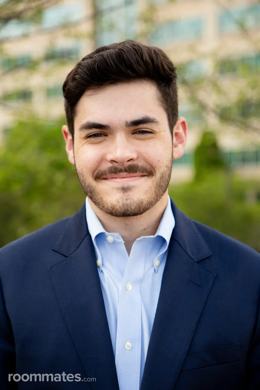 Profile photo 14 of 14